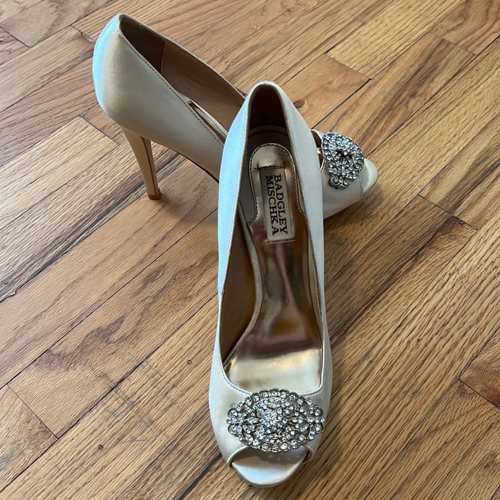 Badgley Mischka heels